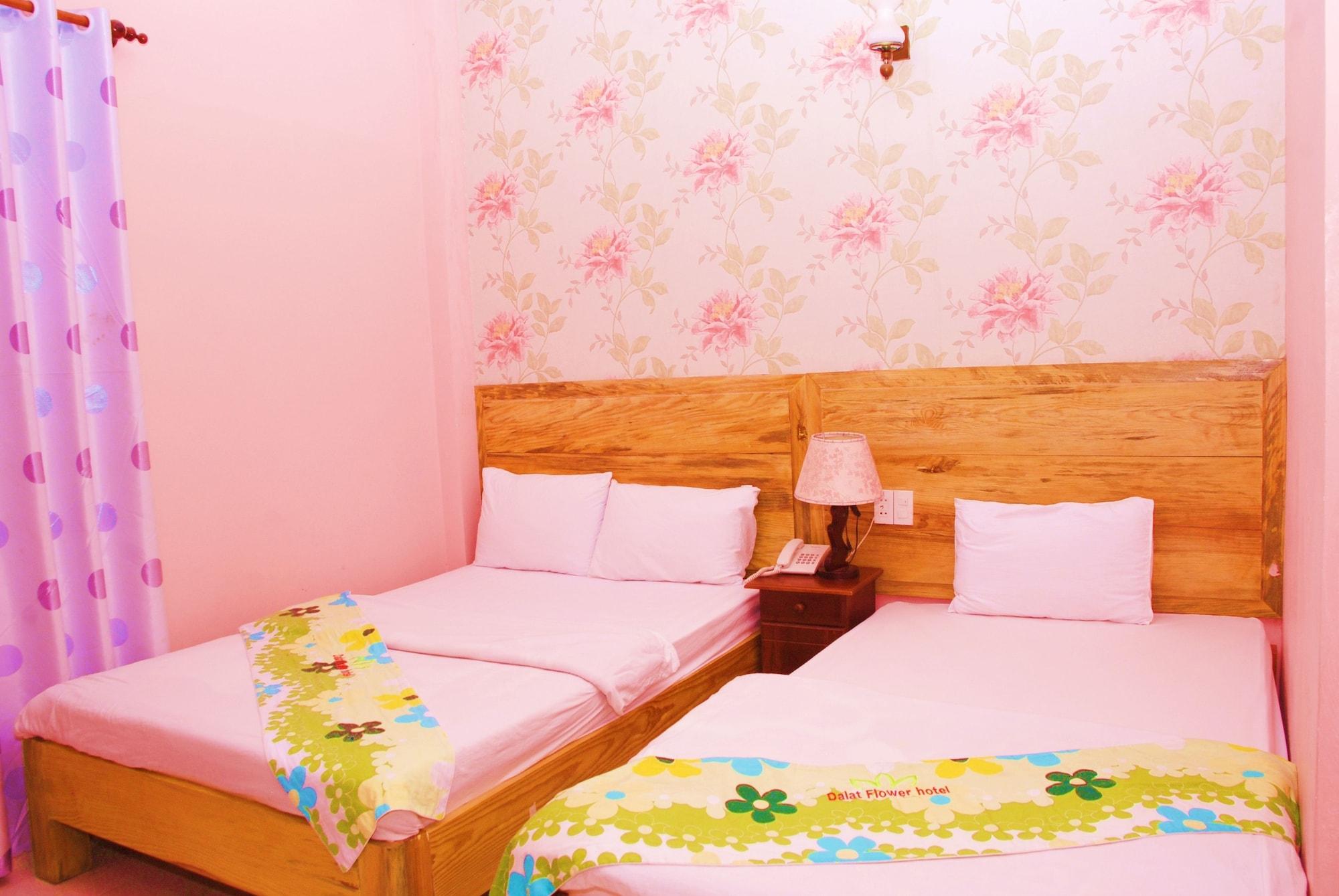 Dalat Flowery Hotel & Coffee Extérieur photo