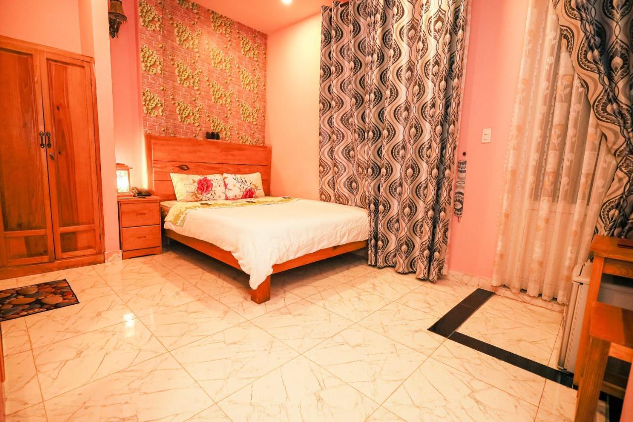 Dalat Flowery Hotel & Coffee Extérieur photo